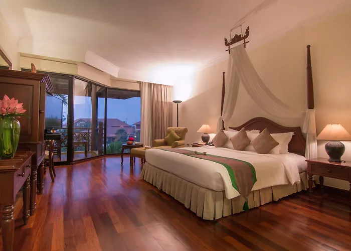 Angkor Palace & Siem Reap